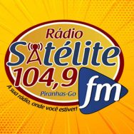 Rádio Satélite 104.9 FM Logo